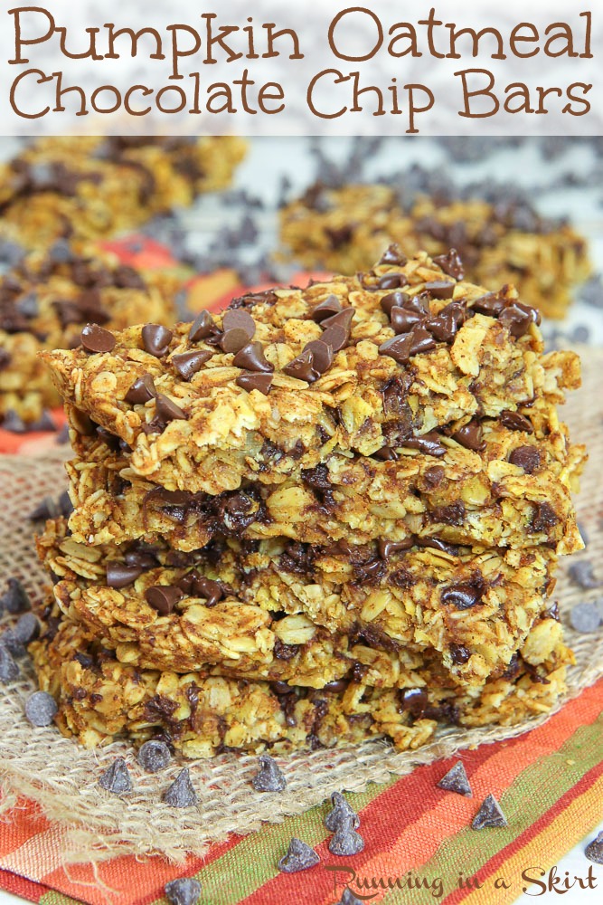 Healthy Chocolate Chip Pumpkin Oatmeal Bars recipe - this easy recipe is sweetened with honey but can also be made vegan!  Great for a snack, dessert or breakfast. / Running in a Skirt #healthy #pumpkin #recipe #chocolate #baking via @juliewunder