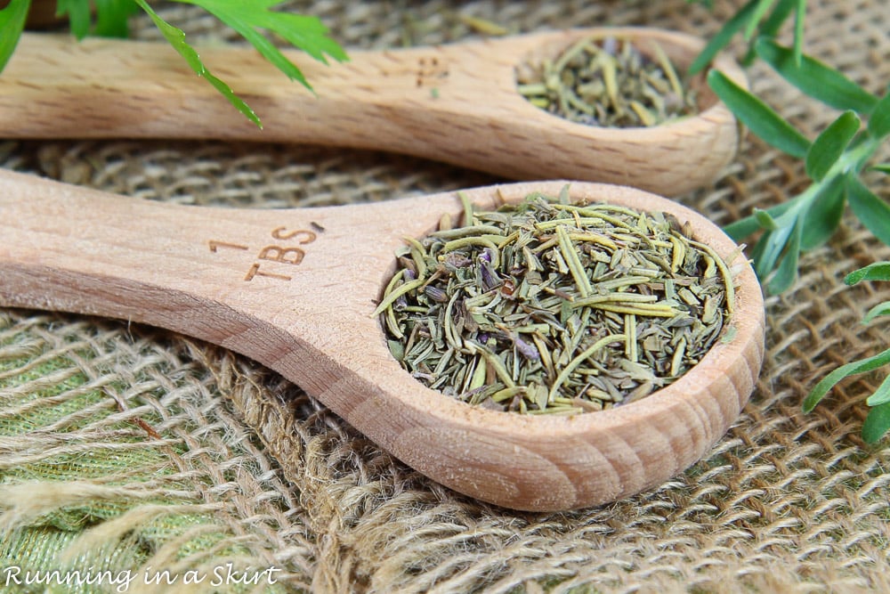 Herbs de Provence recipe in a measuring spoon.