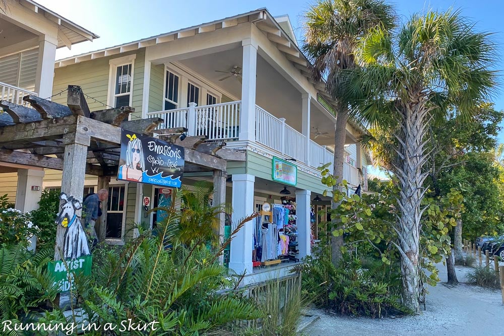 Things to Do Anna Maria Island - Pine Avenue Downtown