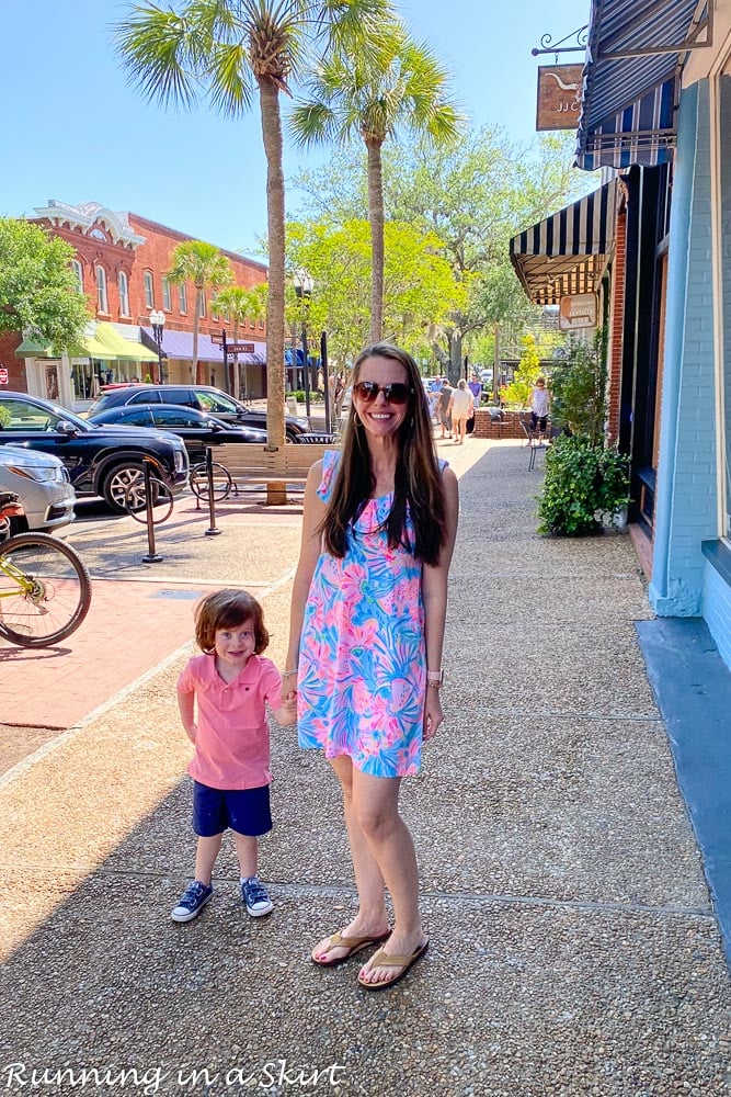 Kid and Mom in Downtown Fernandina Beach.