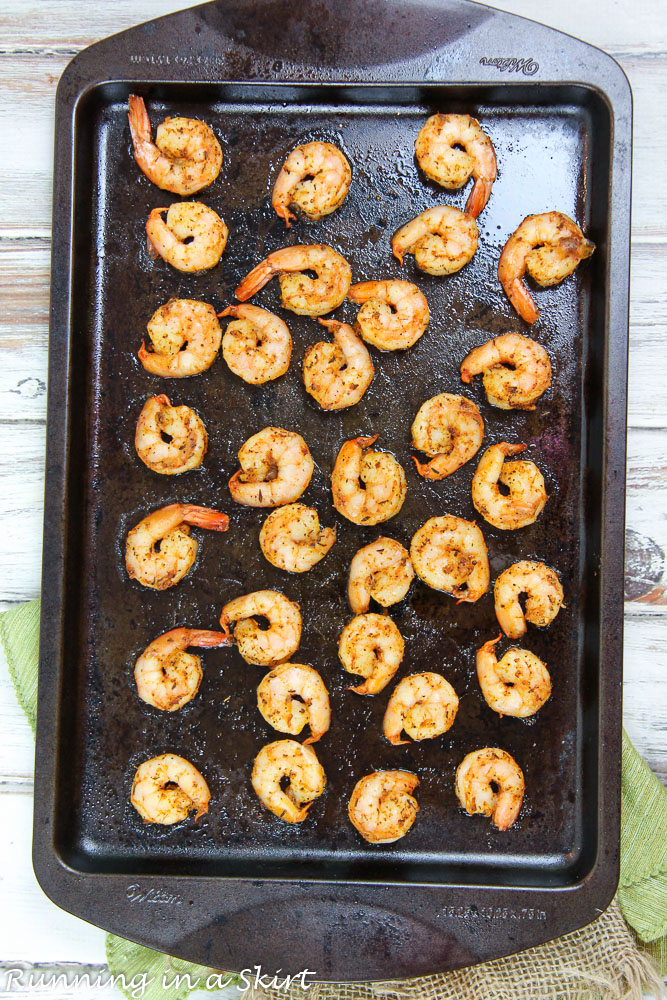 Process photo showing how to tell the shrimp are cooked.