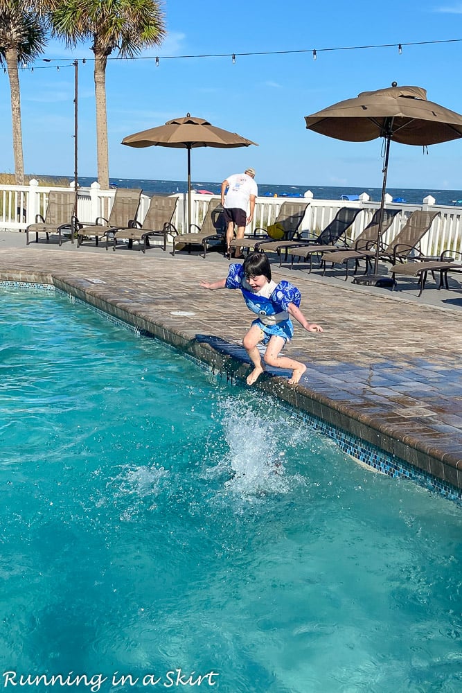 Things to Do in Isle of Palms - Play in the pool