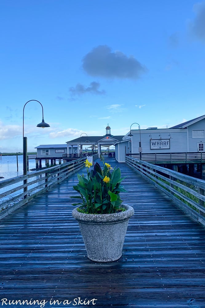 Jekyll Island Restaurants - The Wharf outside