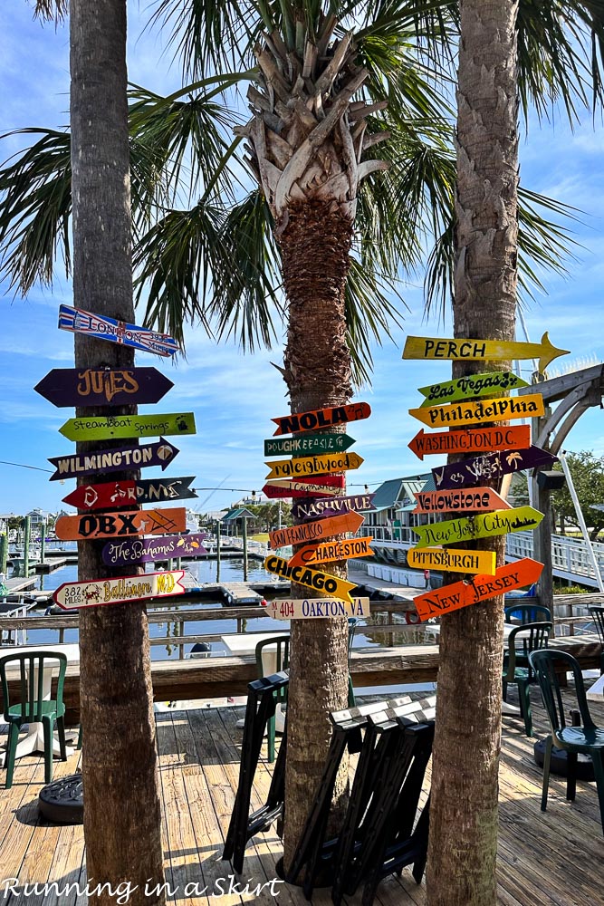 Bald Head Island Restaurants - Jules' Salty Grub and Island Pub