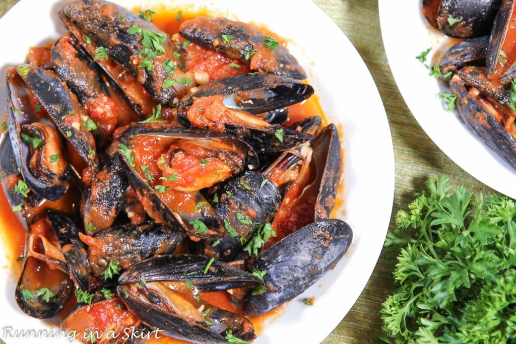 Mussels in Red Sauce overhead shot