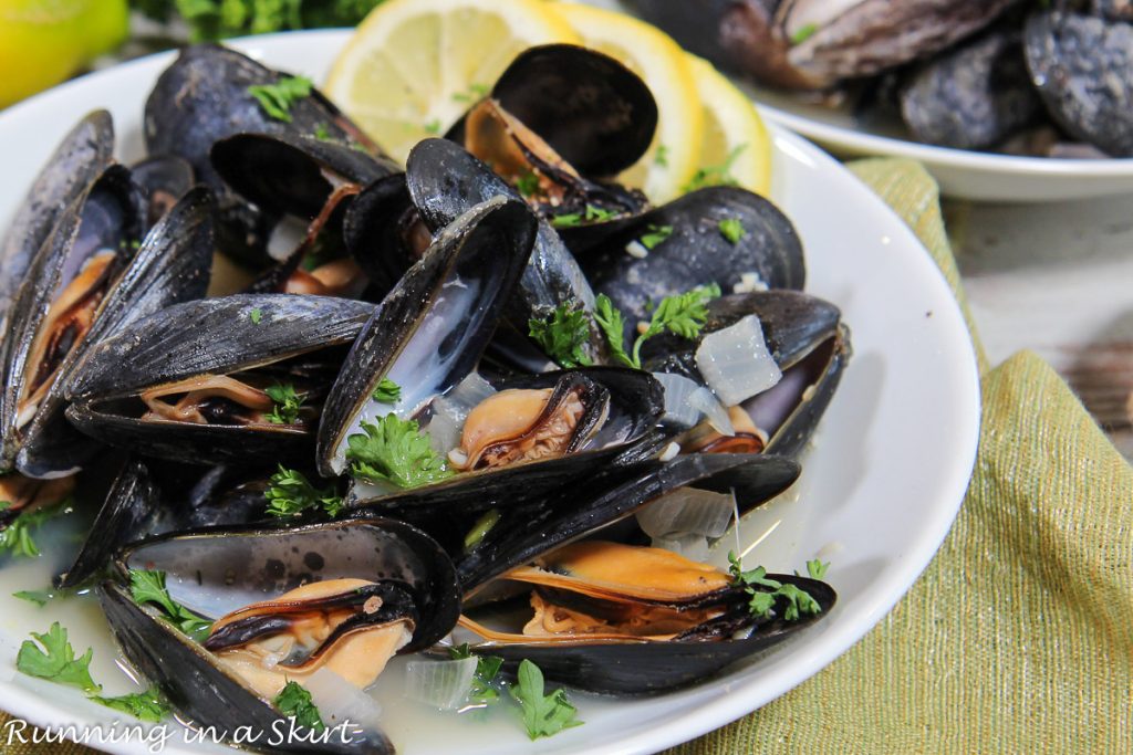 Mussels in White Wine Sauce in a bowl.