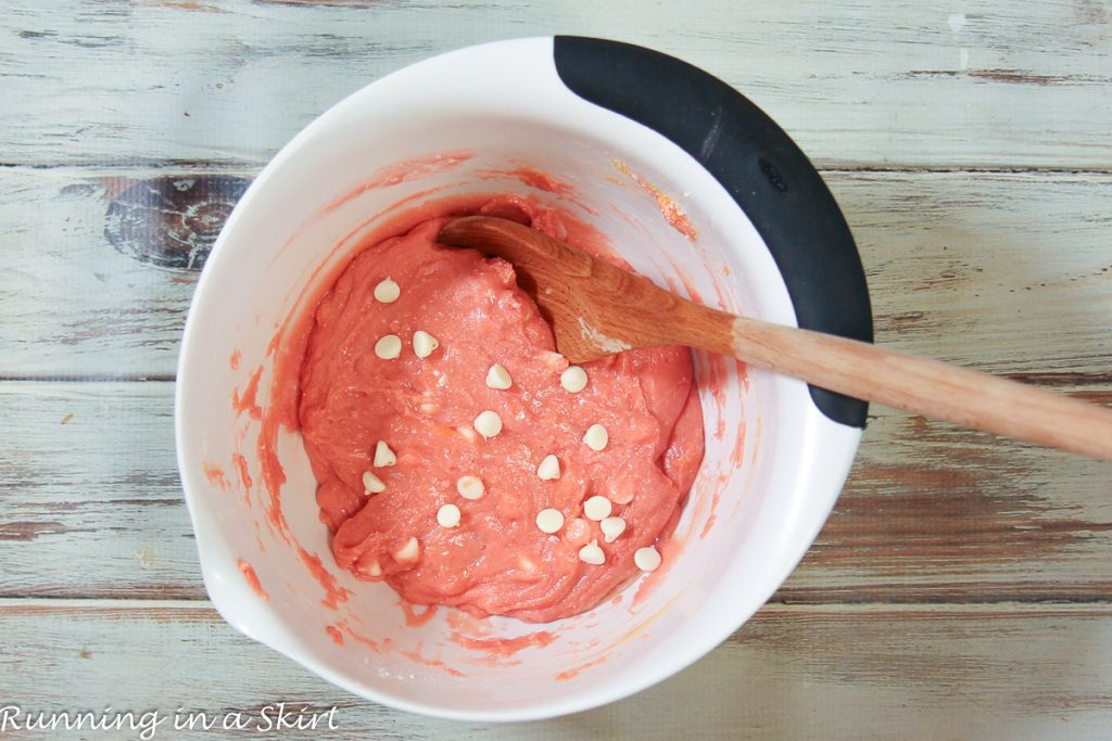 Process photo showing how to mix the cookies.