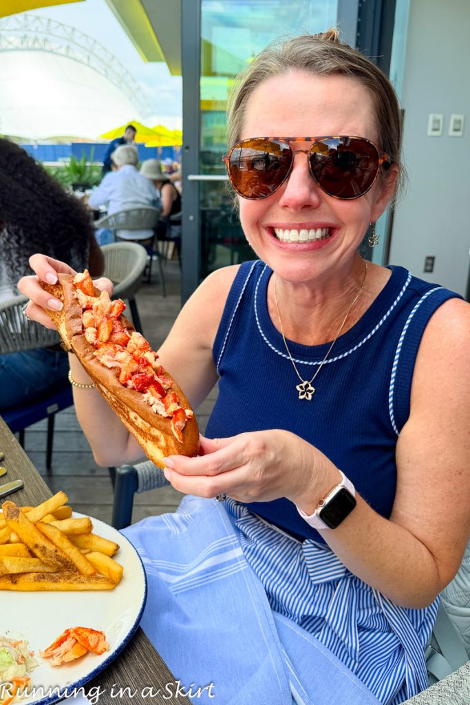 Legal Seafood Lobster Roll